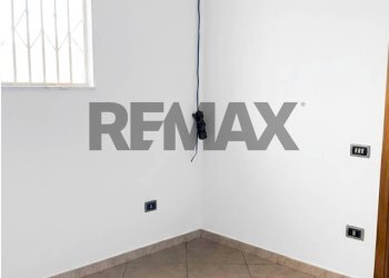 Stanza vuota - Three-room apartment via Circunvallazione della Caserma di Cavalleria
51/A6, Napoli - photo 7