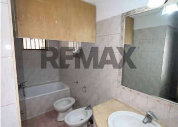 Bagno - Three-room apartment via Circunvallazione della Caserma di Cavalleria
51/A6, Napoli - photo 19