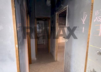 Hall / corridoio - Three-room apartment via Circunvallazione della Caserma di Cavalleria
51/A6, Napoli - photo 22