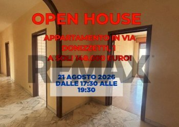 Hall / corridoio - Four-room apartment VIA GAETANO DONIZETTI
1, Trani - photo 1