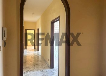 Hall / corridoio - Four-room apartment VIA GAETANO DONIZETTI
1, Trani - photo 9