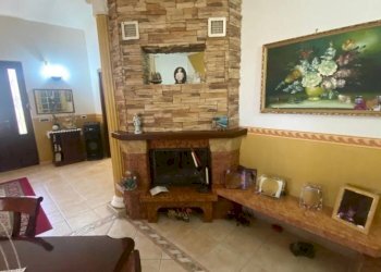 Salone - Villa via Torretta, Carini - photo 18