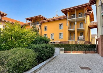 Cortile interno - Four-room apartment via Guglielmo Marconi, 14/7, Vinovo - photo 1