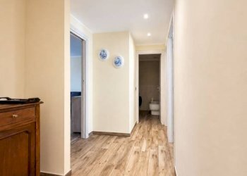 Corridoio - Four-room apartment via Guglielmo Marconi, 14/7, Vinovo - photo 20