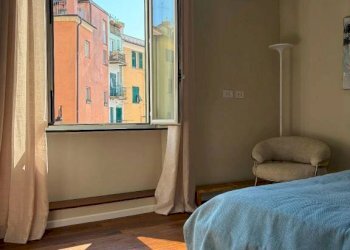 Camera da letto - Three-room apartment salita del Prione, 15, Genova (neighborhood Centro Storico) - photo 5