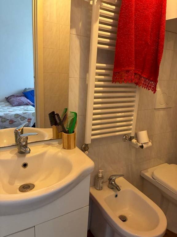 Bagno - Two-room apartment via Gastone Rossi, 21, Bologna (neighborhood Massarenti) - photo 3