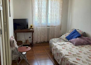 Camera da letto - Two-room apartment via Gastone Rossi, 21, Bologna (neighborhood Massarenti) - photo 4