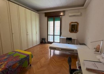 Camera da letto - Quadrilocale via Mascarella, 91, Bologna (zona Irnerio) - foto 15