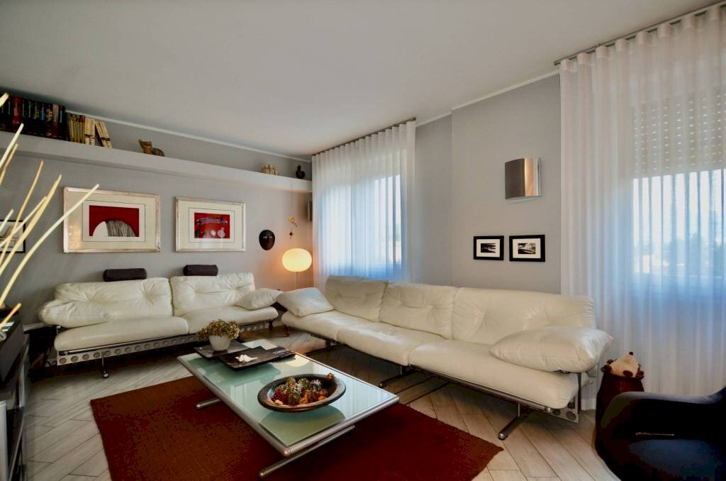 Salone - Three-room apartment via Borgo Palazzo, Bergamo (neighborhood Celadina) - photo 3