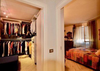Interno non residenziale - Three-room apartment via Borgo Palazzo, Bergamo (neighborhood Celadina) - photo 14