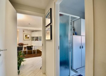 Corridoio - Three-room apartment via Borgo Palazzo, Bergamo (neighborhood Celadina) - photo 20