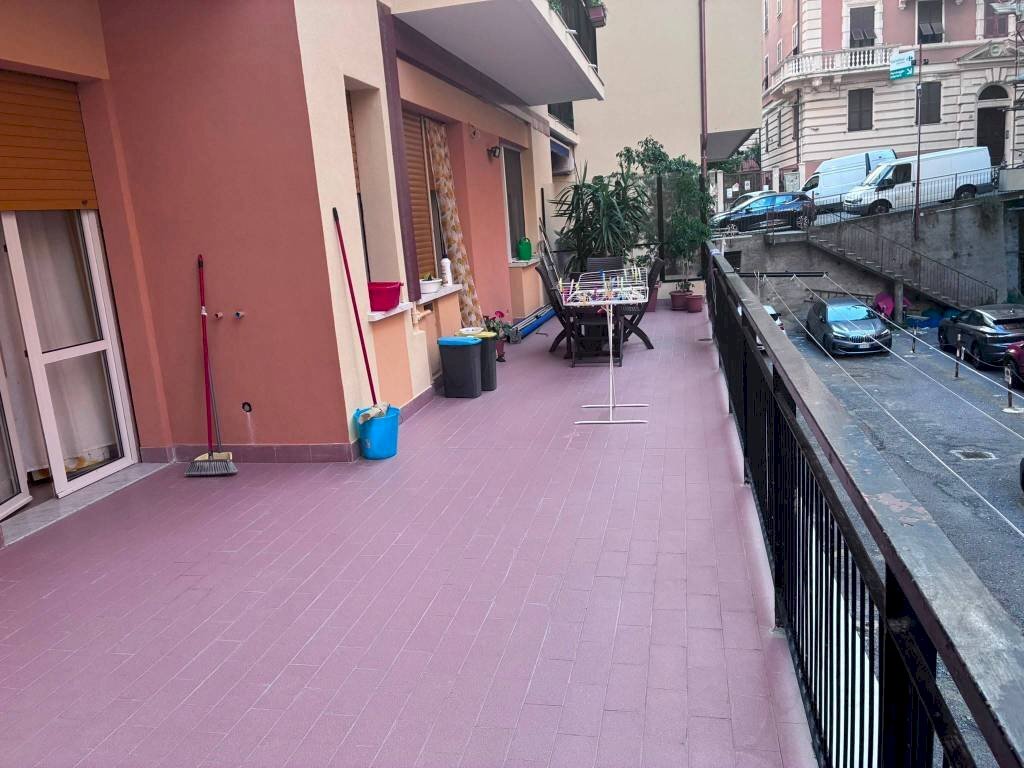 Terrazzo - Trilocale via Giuseppe Galliano, Genova (zona Sestri Ponente) - foto 3