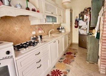 Cucina - Trilocale via Giuseppe Galliano, Genova (zona Sestri Ponente) - foto 6