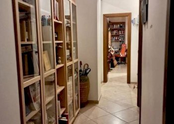 Corridoio - Trilocale via Giuseppe Galliano, Genova (zona Sestri Ponente) - foto 15