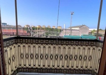Balcone - Appartamento via Giacomo Puccini, 3, Genova (zona Sestri Ponente) - foto 1