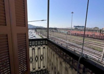 Balcone - Appartamento via Giacomo Puccini, 3, Genova (zona Sestri Ponente) - foto 3