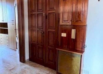 Ingresso - Appartamento via Giacomo Puccini, 3, Genova (zona Sestri Ponente) - foto 10