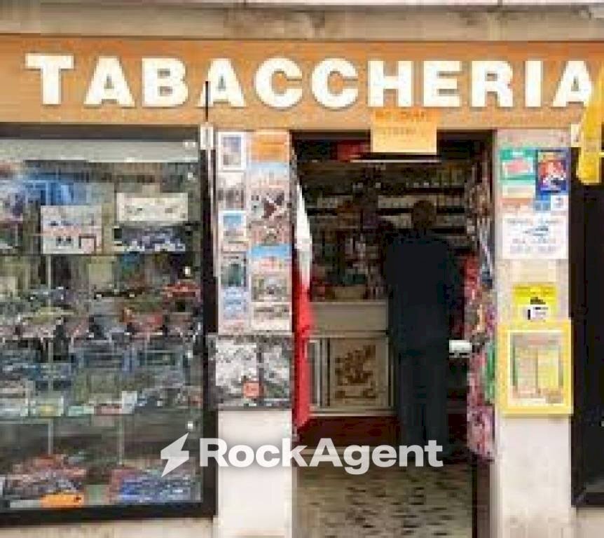 Interno non residenziale - Bar - Tabacchi - Ricevitoria via Piovese, Padova - foto 2
