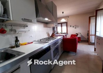 Cucina - Apartment via del Carmine, 8, Acquapendente - photo 4