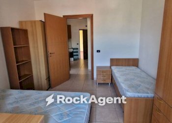 Camera da letto - Three-room apartment via Salerno Rosario, Rende - photo 10