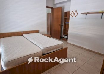 Camera da letto - Three-room apartment via Salerno Rosario, Rende - photo 14