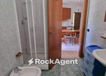 Bagno - Three-room apartment via Salerno Rosario, Rende - photo 17