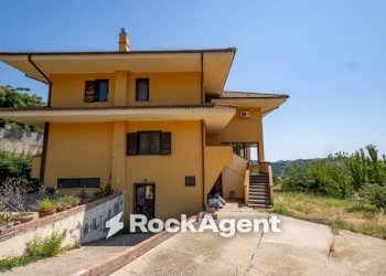 Facciata - Villa Buda, Gimigliano, Gimigliano - foto 8