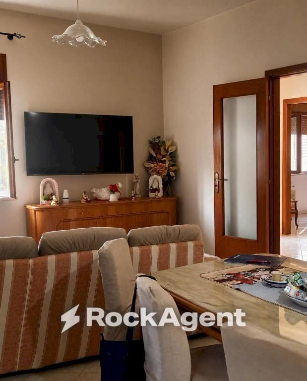 Salone - Three-room apartment via Masseria Spagnuolo, 11, Sarno - photo 1