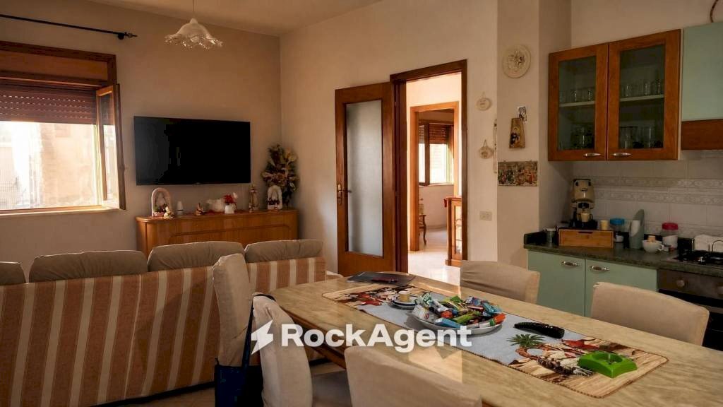 Cucina - Three-room apartment via Masseria Spagnuolo, 11, Sarno - photo 2