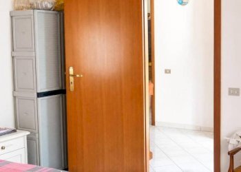 Camera da letto - Trilocale via Masseria Spagnuolo, 11, Sarno - foto 17