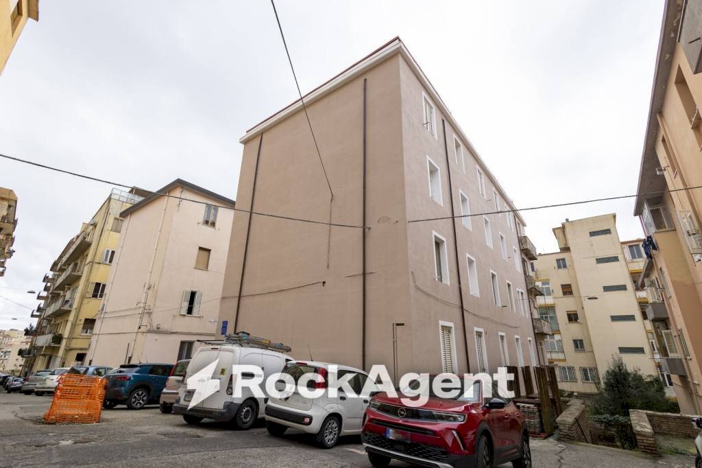 Facciata - Four-room apartment via Francesco Crispi, Catanzaro - photo 3