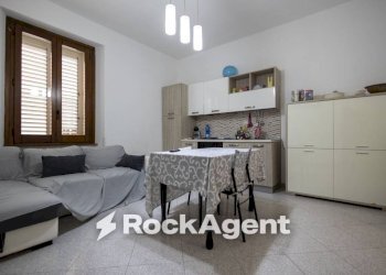 Salone - Four-room apartment via Francesco Crispi, Catanzaro - photo 2