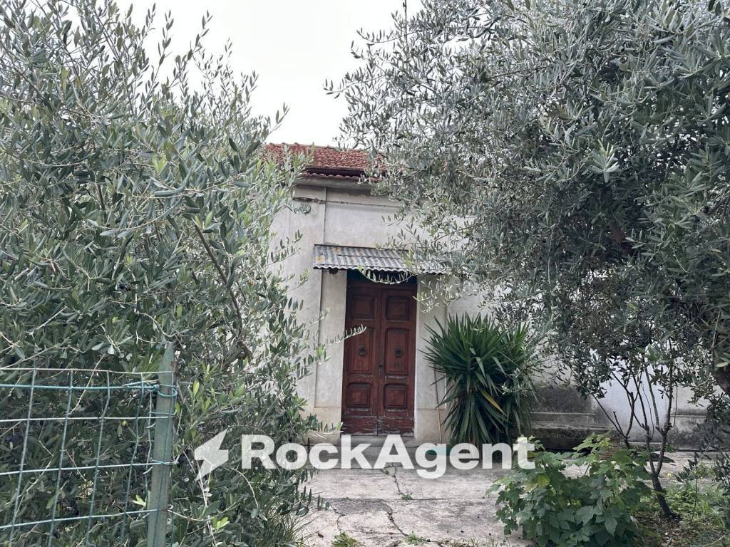 Facciata - Villa via Croce Vecchia, 78, Tollo - foto 1