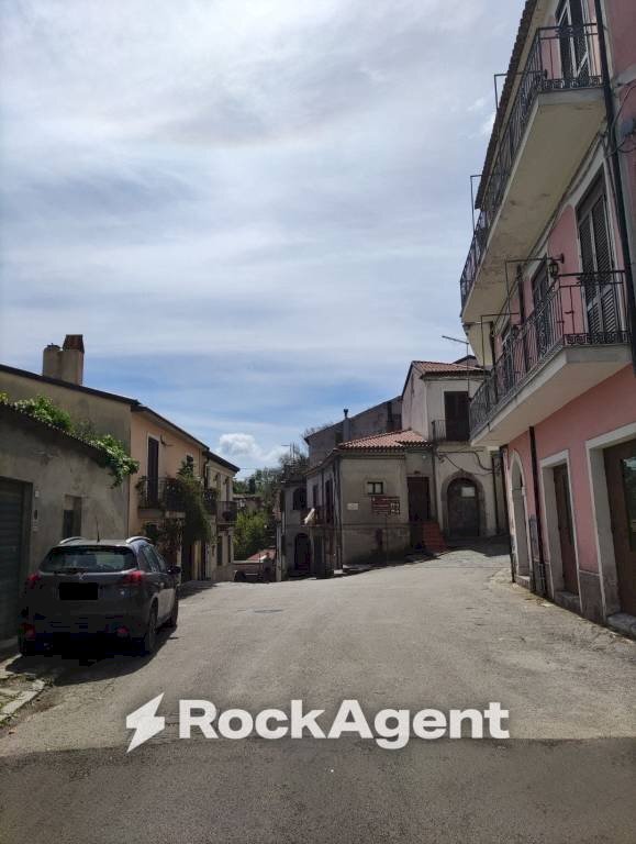 Zona - Independent house via Guglielmo Marconi, 138, Trecchina - photo 1