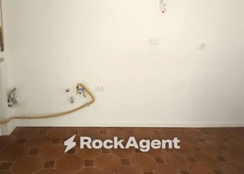 Salone - Trilocale viale Martiri della Libertà, 34, Mede - foto 3