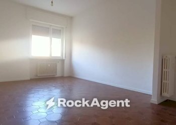 Cucina - Trilocale viale Martiri della Libertà, 34, Mede - foto 8