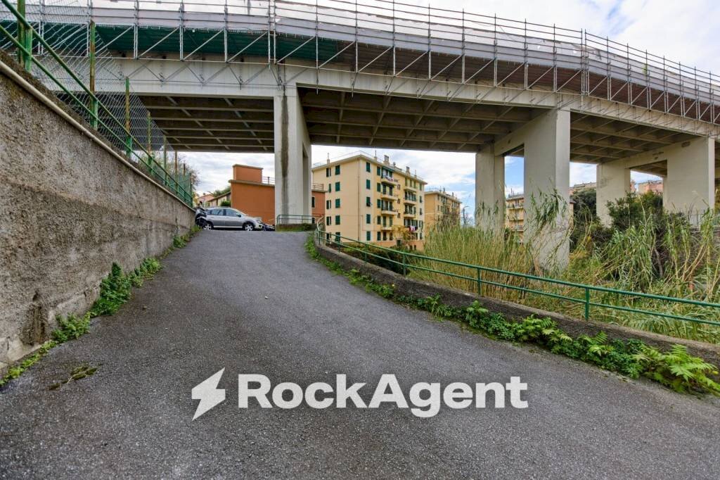 Zona - Magazzino via Cordanieri, Genova (zona Voltri) - foto 3