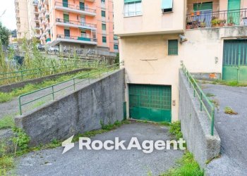 Box auto - Magazzino via Cordanieri, Genova (zona Voltri) - foto 4