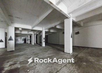 Interno non residenziale - Magazzino via Cordanieri, Genova (zona Voltri) - foto 14