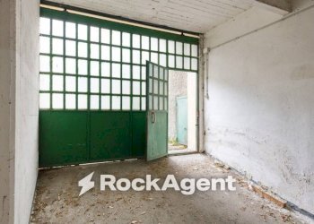 Magazzino - Magazzino via Cordanieri, Genova (zona Voltri) - foto 25