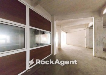 Interno non residenziale - Magazzino via Cordanieri, Genova (zona Voltri) - foto 27