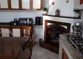 Cucina - Villa via Carrara 9, Latina - foto 3