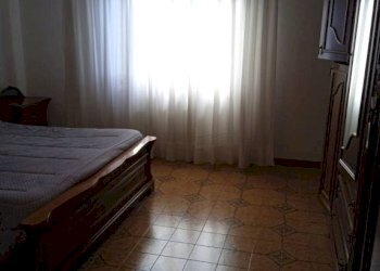 Camera da letto - Villa via Carrara 9, Latina - foto 9