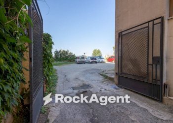 Cortile interno - Quadrilocale via Eugenio de Riso, 28, Catanzaro - foto 8