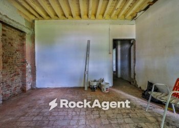 Stanza non arredata - Villa via Calabria, 17, Malalbergo - photo 11