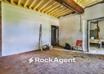 Cortile interno - Villa via Calabria, 17, Malalbergo - photo 12