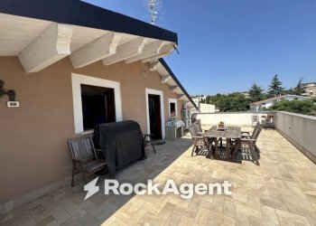 Terrazzo - Villa strada Vicinale Bosco, 36, Pescara - foto 3