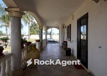 Veranda - Villa via Mesagne, San Donaci - photo 2