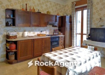 Cucina - Villa SP72, 24, Vignale Monferrato - foto 18