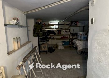 Cantina - Villa via delle Nazioni Unite 36, Alanno - foto 4